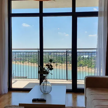 Daire Na Vodi - Waterfront Riverside *