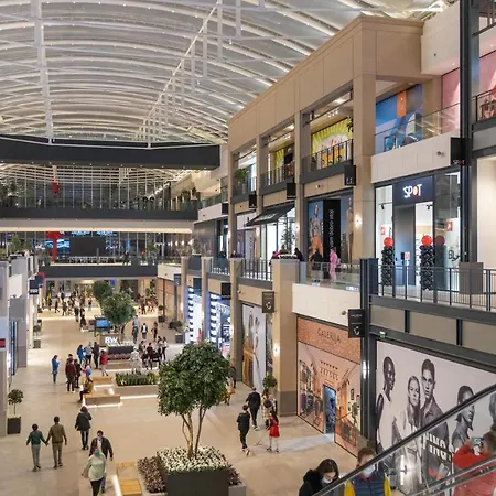 Na Vodi - Waterfront Riverside