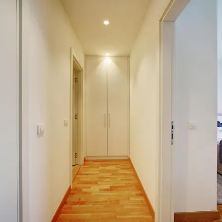 Na Vodi - Waterfront Riverside Appartement *