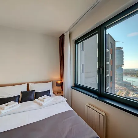 Na Vodi - Waterfront Riverside Apartment Belgrad