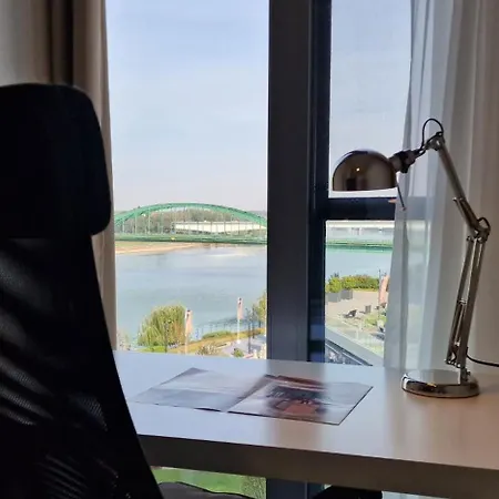 Na Vodi - Waterfront Riverside Apartment *