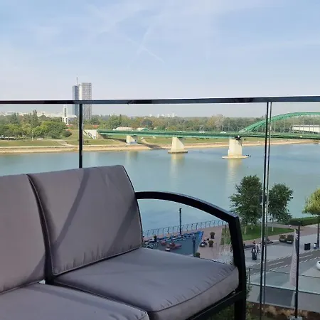 Na Vodi - Waterfront Riverside