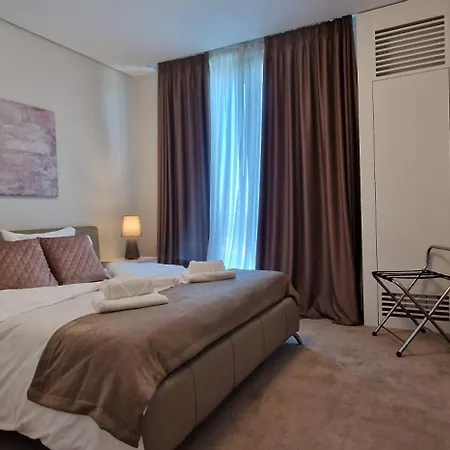 Na Vodi - Waterfront Riverside Apartment *