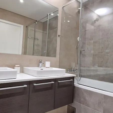 Na Vodi - Waterfront Riverside