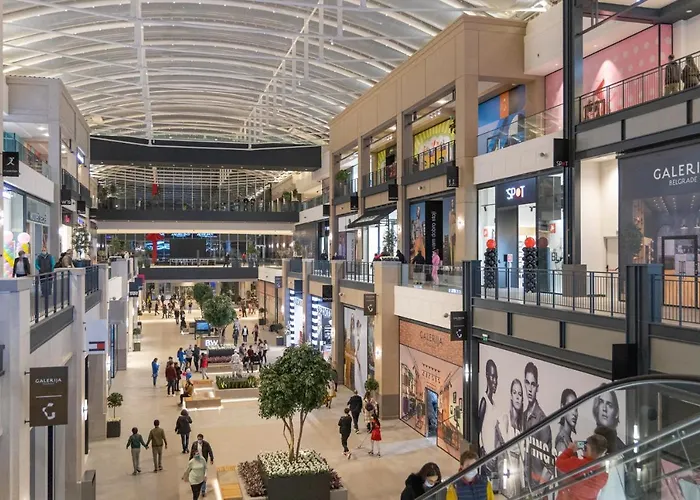 Na Vodi - Waterfront Riverside