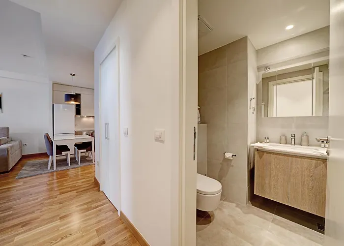 Na Vodi - Waterfront Riverside *