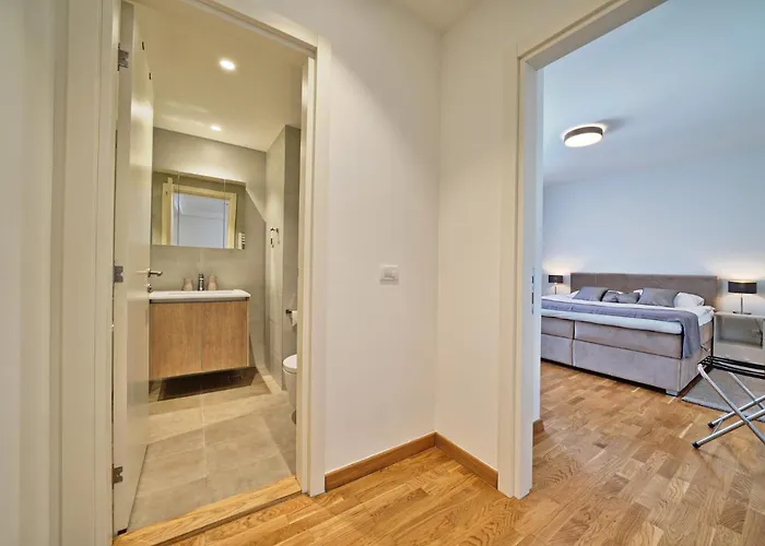 Na Vodi - Waterfront Riverside