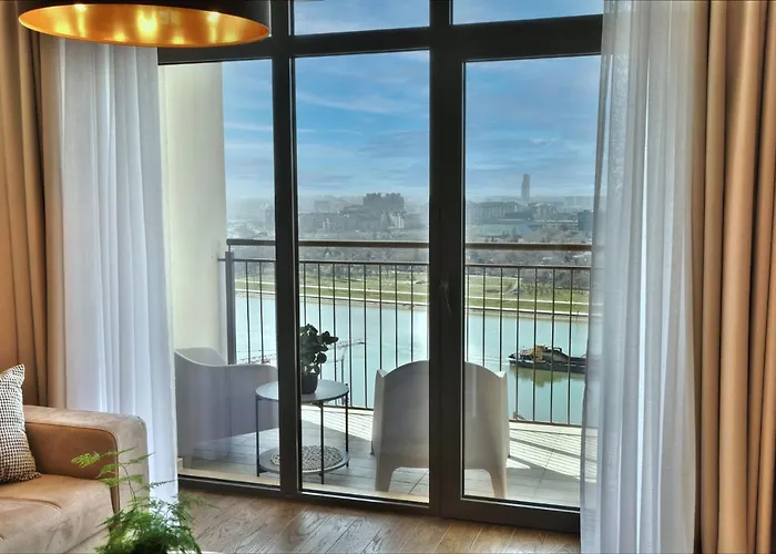 Na Vodi - Waterfront Riverside Apartman