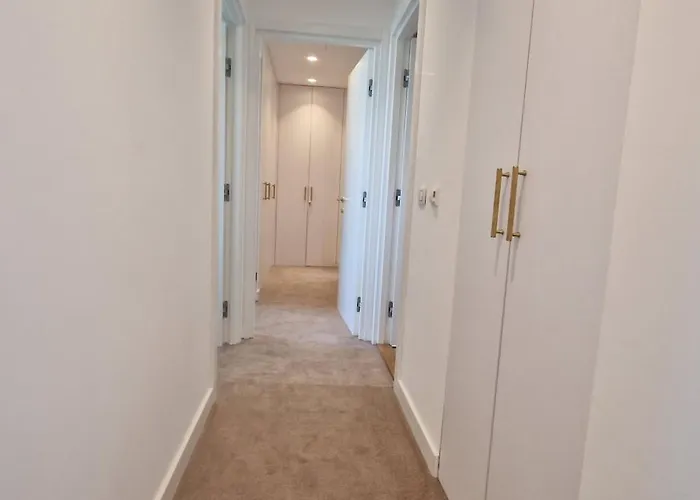 Na Vodi - Waterfront Riverside شقة