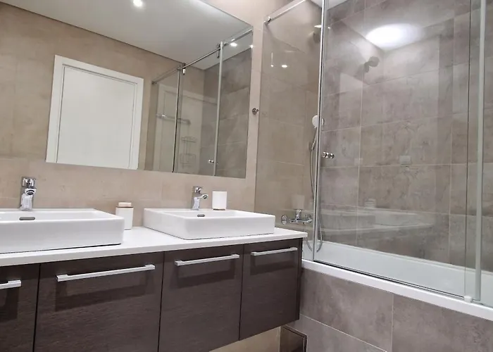 Na Vodi - Waterfront Riverside